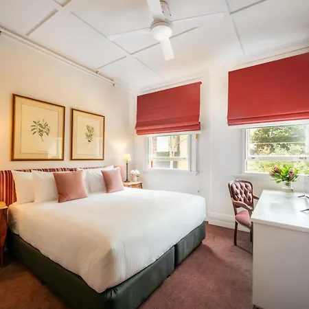 The Russell Boutique Hotel Sydney Exterior photo